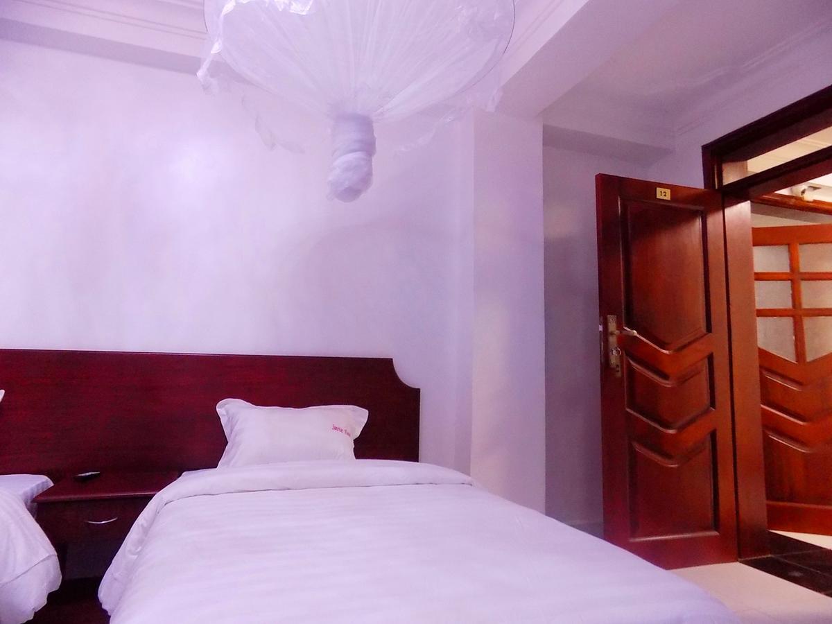 Sunrise Hotel Καμπάλα Εξωτερικό φωτογραφία