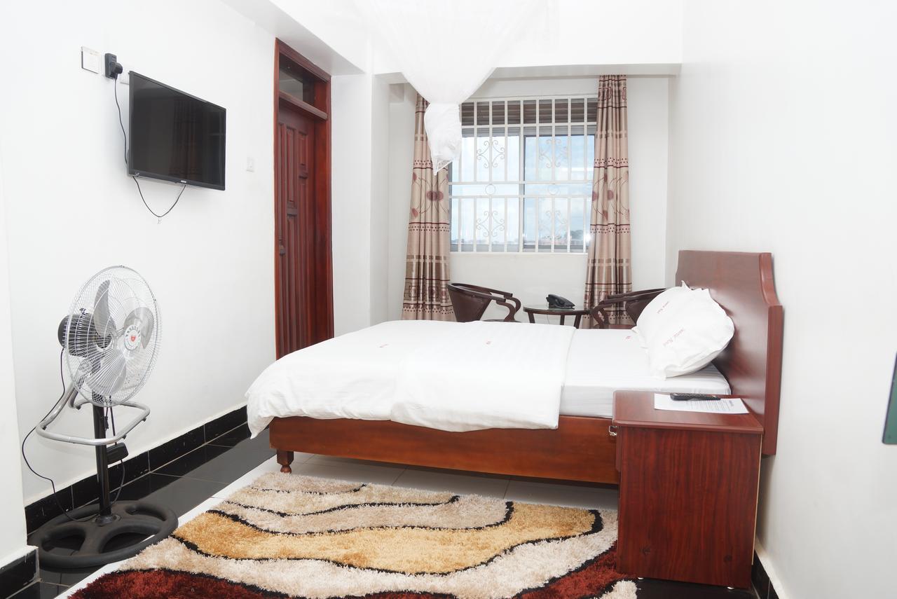 Sunrise Hotel Καμπάλα Εξωτερικό φωτογραφία