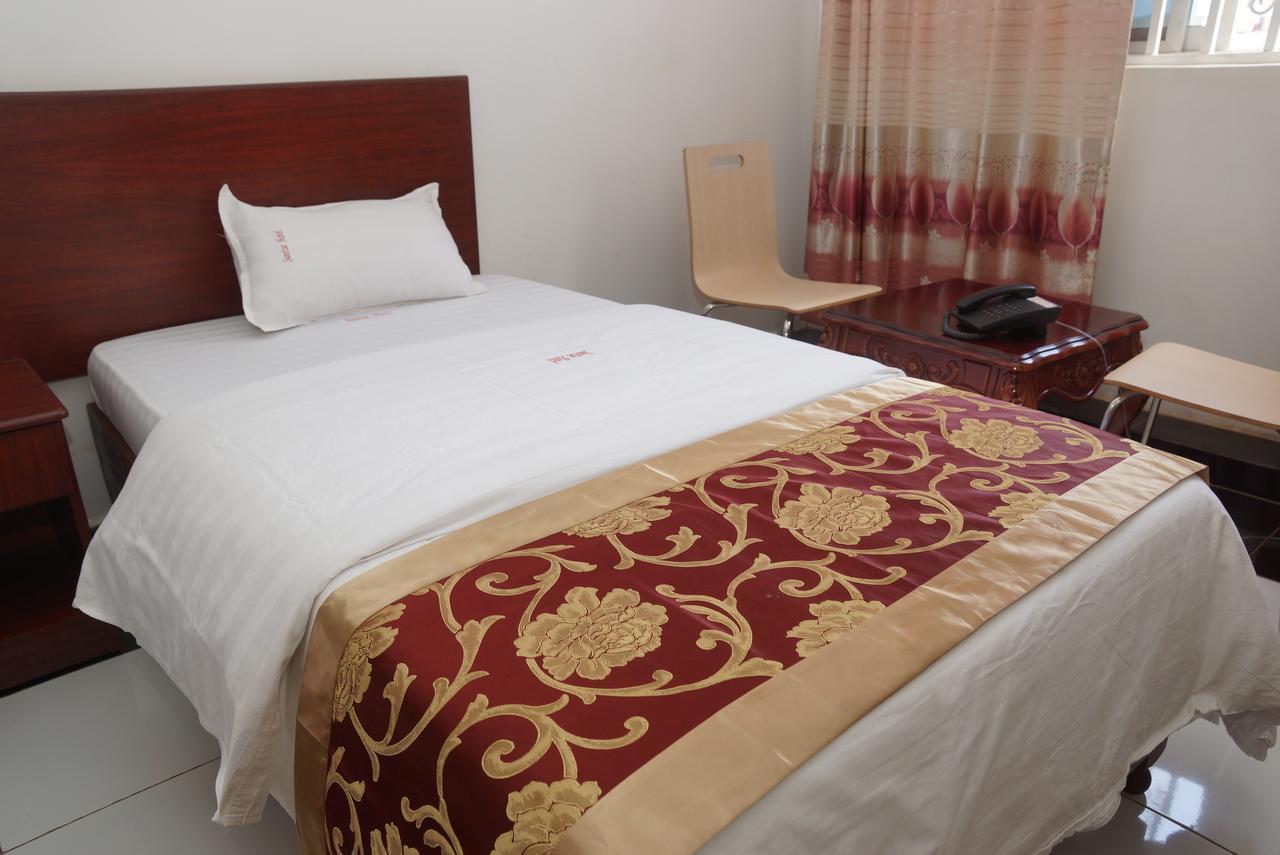 Sunrise Hotel Καμπάλα Εξωτερικό φωτογραφία