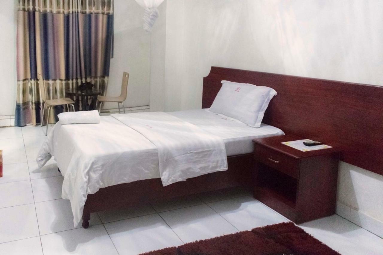 Sunrise Hotel Καμπάλα Εξωτερικό φωτογραφία